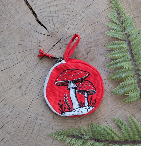 ilikesara | art + goods - Coin pouch | mushroom - red zipper bag with waterproof lining