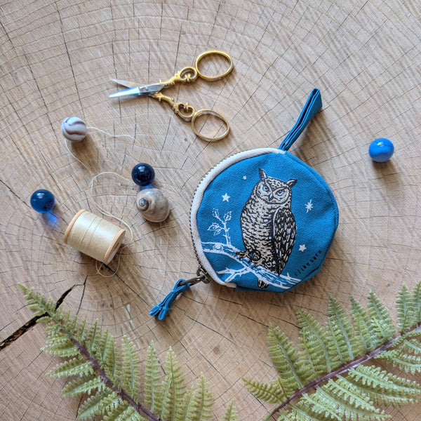ilikesara | art + goods - Coin pouch | night owl - dusk blue zipper bag with waterproof lining