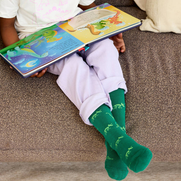 Conscious Step - Kids Socks that Give Books (Green Dinosaurs)