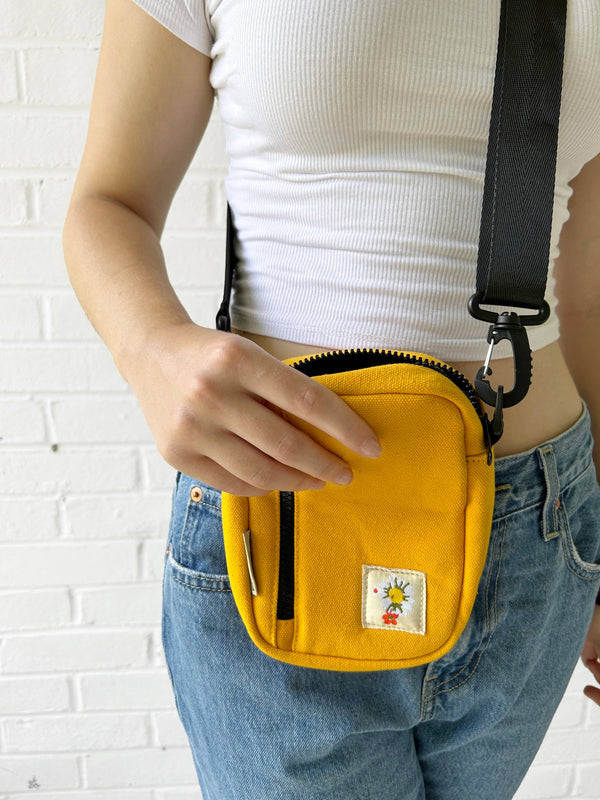 Three Potato Four - Crossbody Bag - Daisy