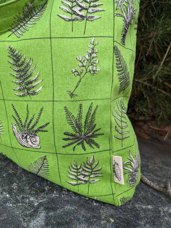 ilikesara | art + goods - Tote bag | fern specimens - green plant canvas screenprinted tote