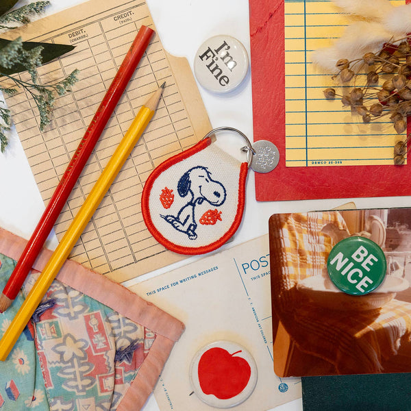 Three Potato Four - 3P4 x Peanuts® - Snoopy Strawberry Patch Keychain