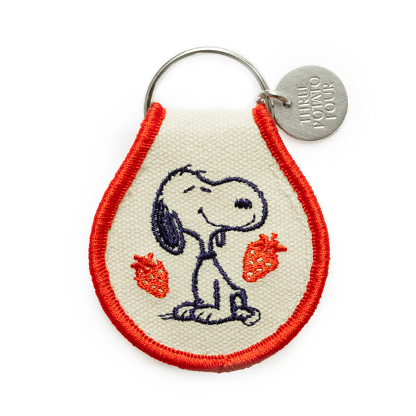 Three Potato Four - 3P4 x Peanuts® - Snoopy Strawberry Patch Keychain