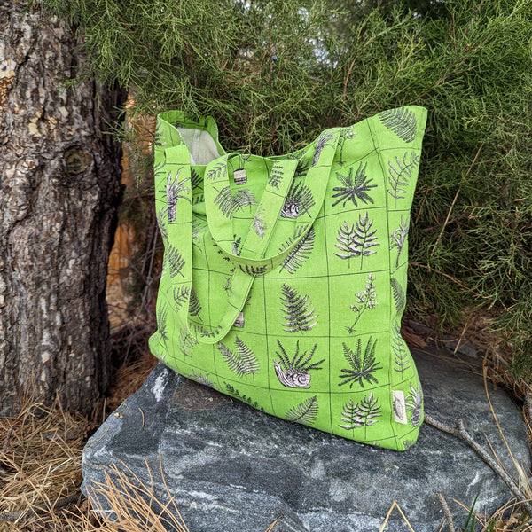 ilikesara | art + goods - Tote bag | fern specimens - green plant canvas screenprinted tote