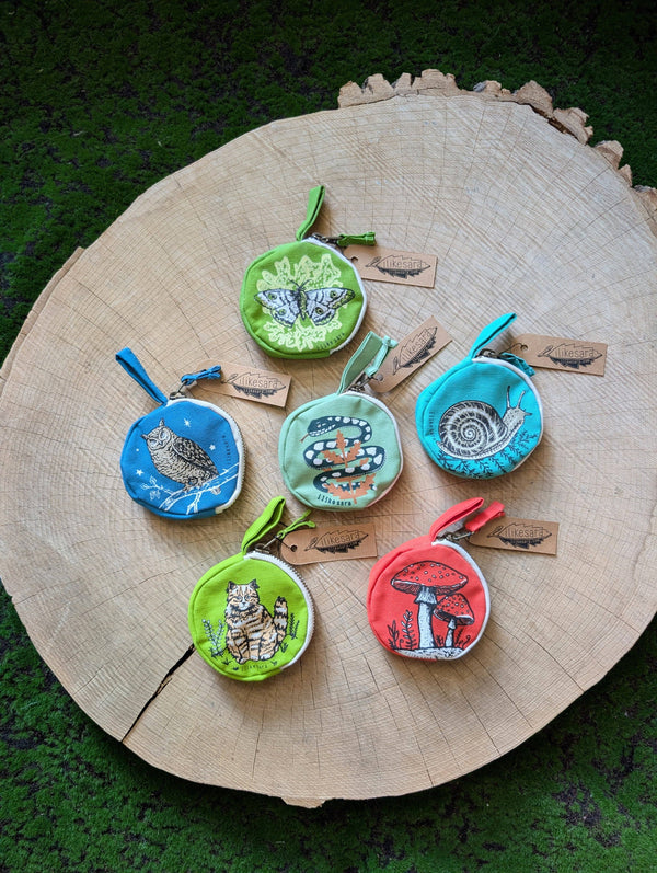 ilikesara | art + goods - Coin pouch | night owl - dusk blue zipper bag with waterproof lining