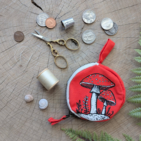 ilikesara | art + goods - Coin pouch | mushroom - red zipper bag with waterproof lining