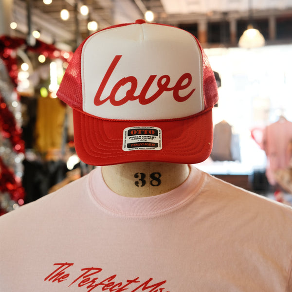 RAD Love Hat