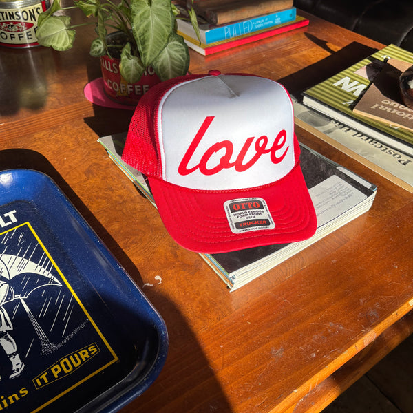 RAD Love Hat