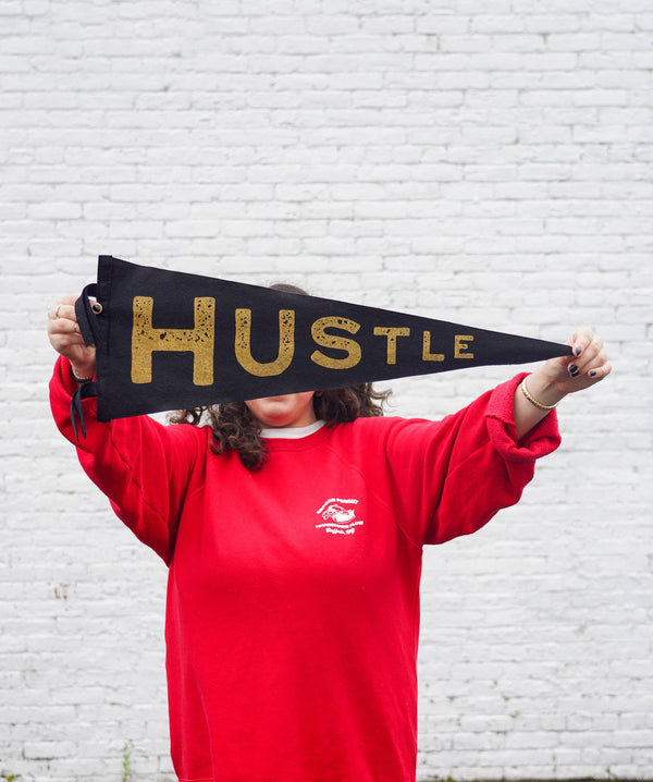 Oxford Pennant - Hustle Pennant •  Neuarmy x Oxford Pennant Original