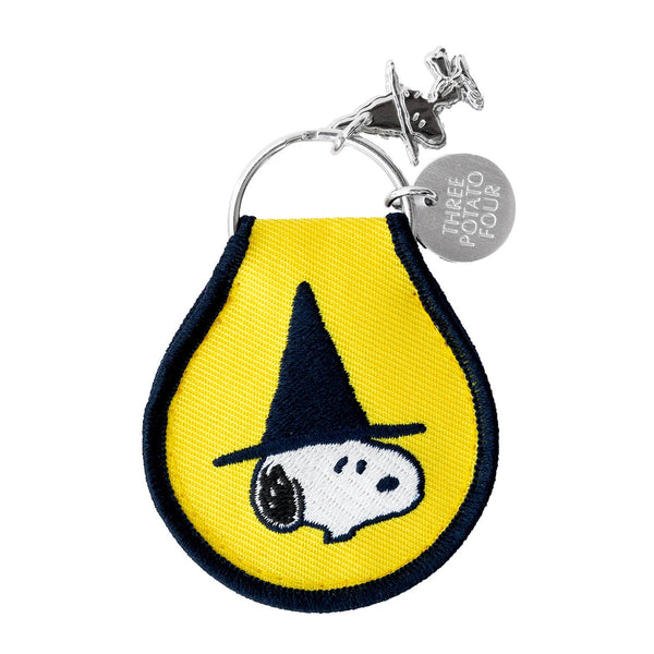 Three Potato Four - 3P4 x Peanuts® Halloween - Snoopy Witch Patch Keychain