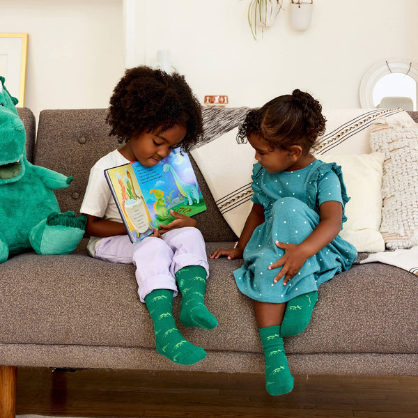 Conscious Step - Kids Socks that Give Books (Green Dinosaurs)