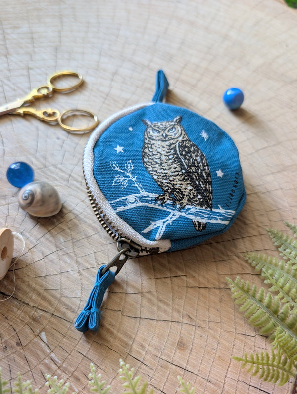 ilikesara | art + goods - Coin pouch | night owl - dusk blue zipper bag with waterproof lining