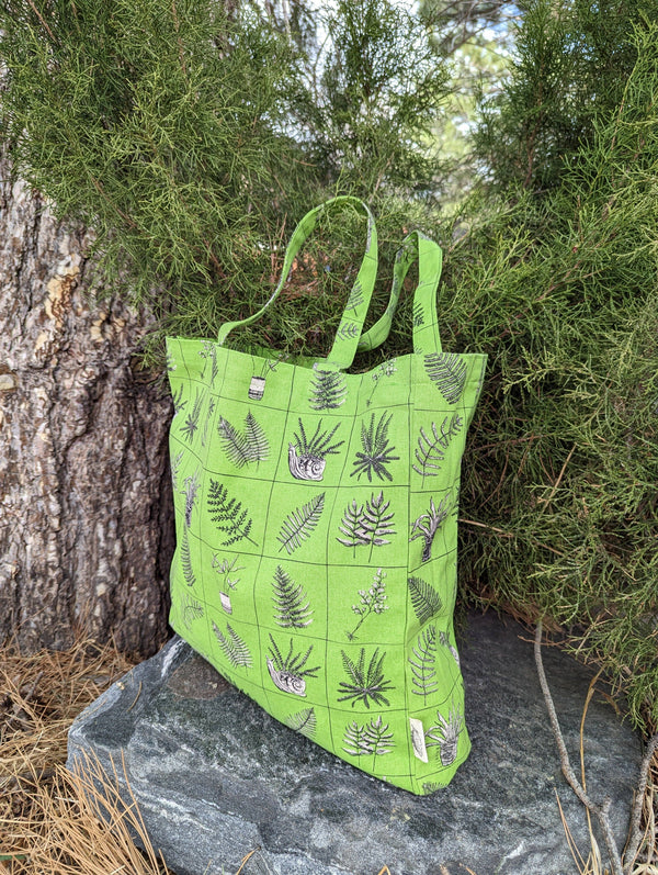 ilikesara | art + goods - Tote bag | fern specimens - green plant canvas screenprinted tote