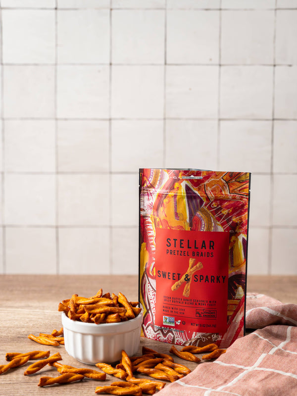 Stellar Snacks - Stellar Pretzel Braids - Sweet & Sparky - 5oz